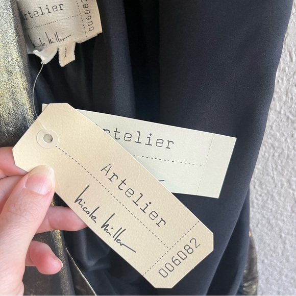 💙 3/$20 Artelier Nicole Miller Gold & Black Halter Top - Size P Extra Small - Picture 11 of 14